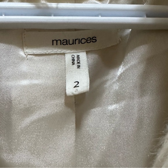Maurice’s faux fur vest - size: 2 - great condition - Picture 2 of 5